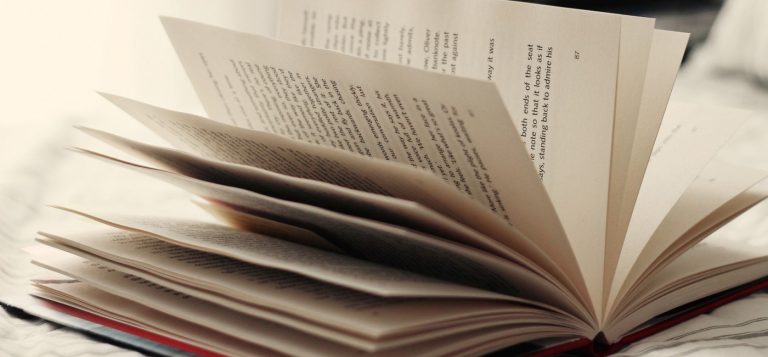 Benefits of Reading: Getting Smart, Thin, Healthy, Happy